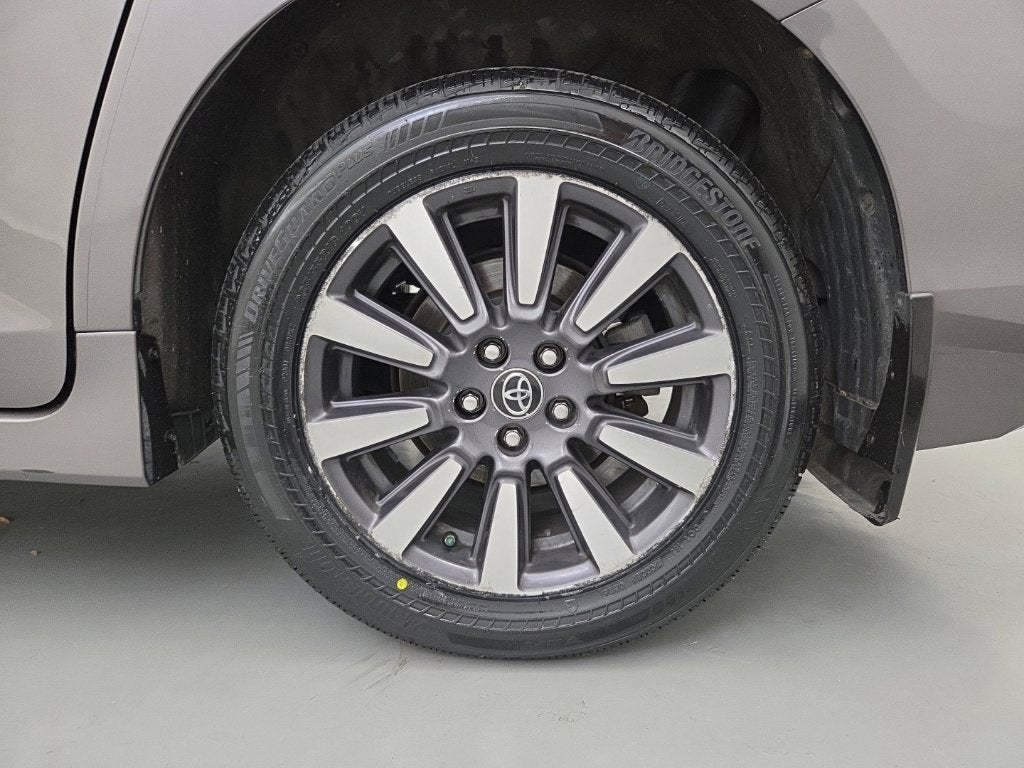 2019 Toyota Sienna XLE AWD 7 Passenger