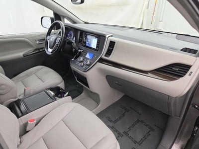 2019 Toyota Sienna XLE AWD 7 Passenger