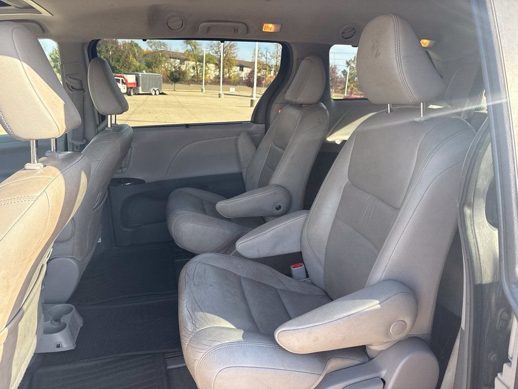 2019 Toyota Sienna XLE AWD 7 Passenger