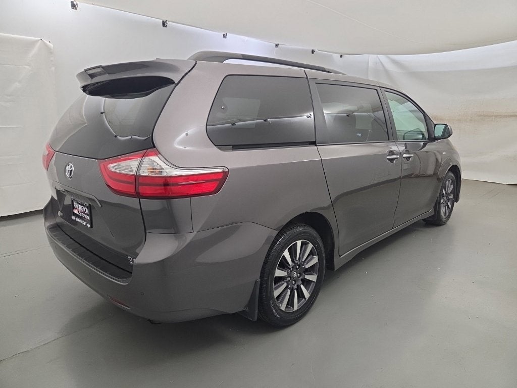 2019 Toyota Sienna XLE AWD 7 Passenger