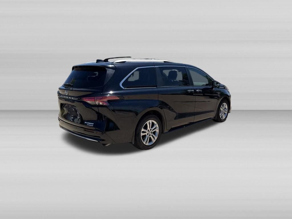2022 Toyota Sienna Platinum 7 Passenger