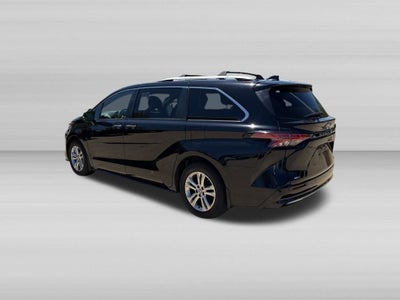 2022 Toyota Sienna Platinum 7 Passenger