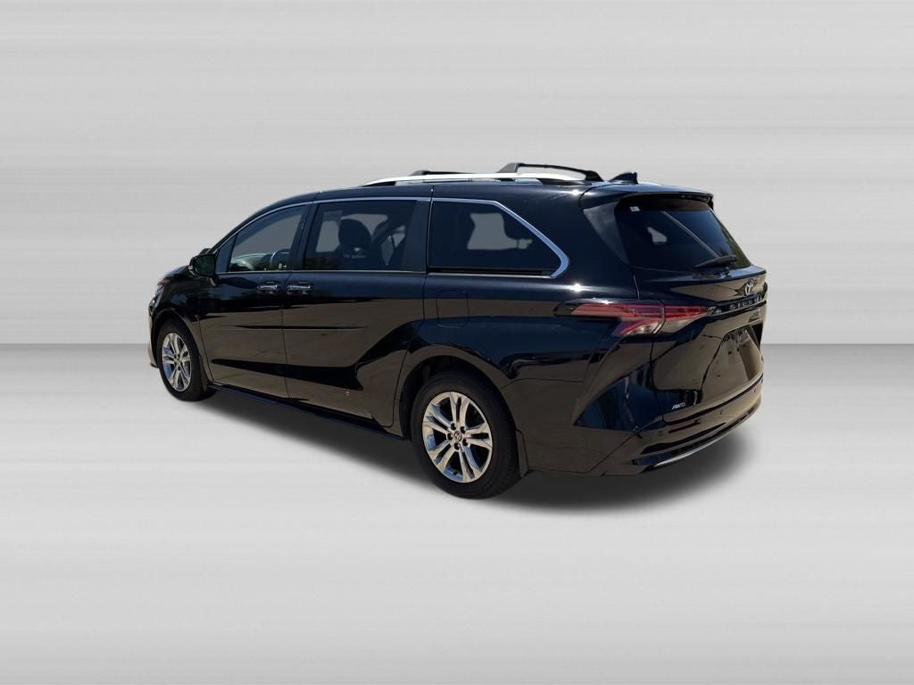2022 Toyota Sienna Platinum 7 Passenger