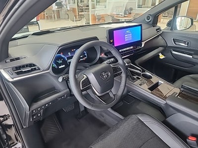 2026 Toyota Sienna Platinum