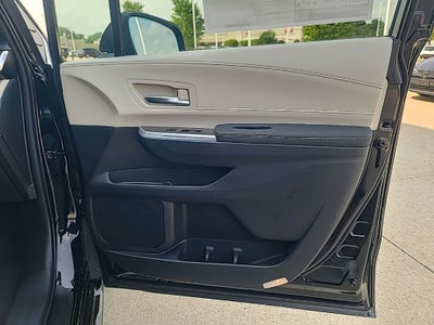 2026 Toyota Sienna Platinum 7 Passenger