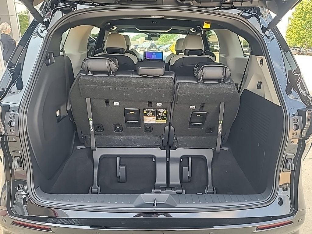 2026 Toyota Sienna Platinum 7 Passenger
