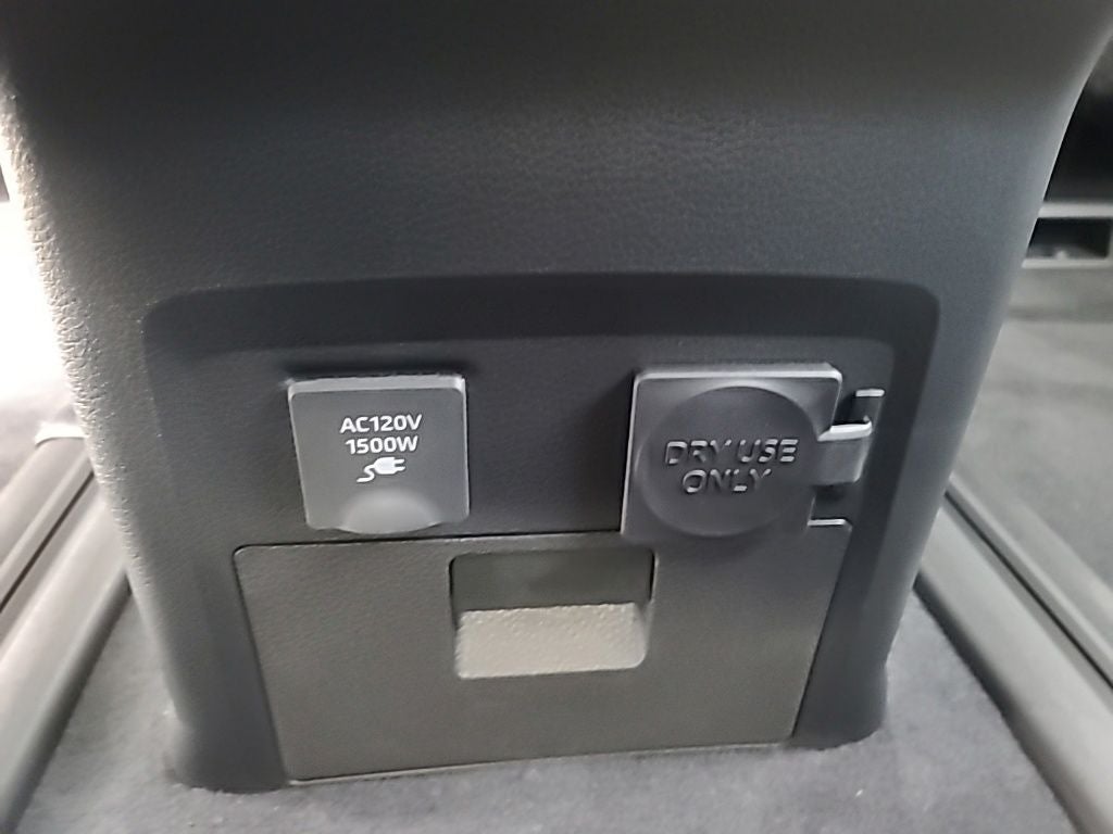 2026 Toyota Sienna Platinum 7 Passenger