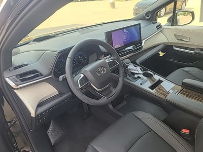 2026 Toyota Sienna Platinum 7 Passenger