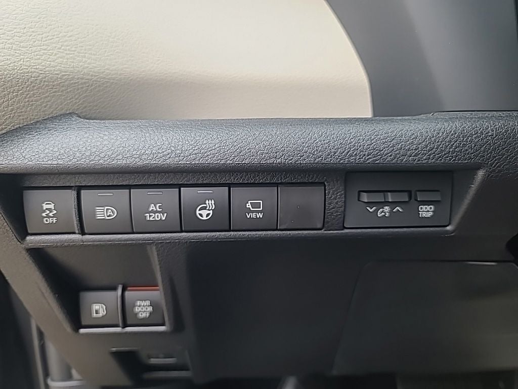 2026 Toyota Sienna Platinum 7 Passenger