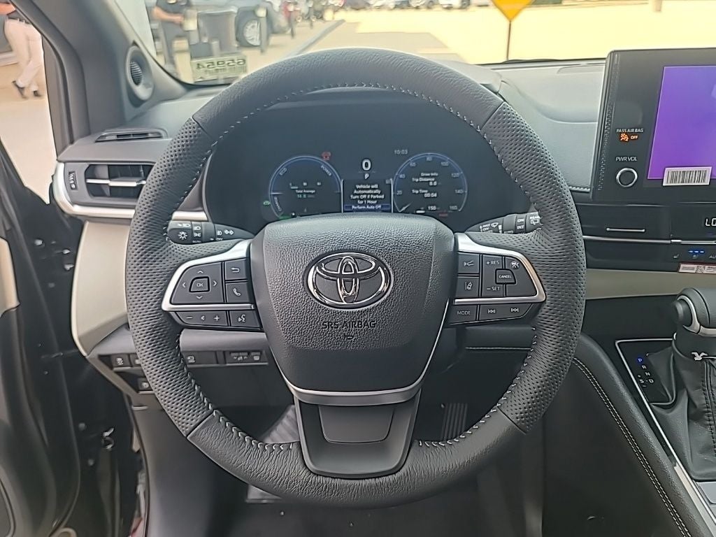 2026 Toyota Sienna Platinum 7 Passenger
