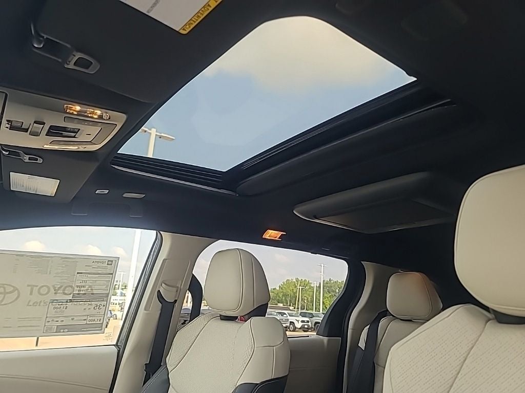 2026 Toyota Sienna Platinum 7 Passenger