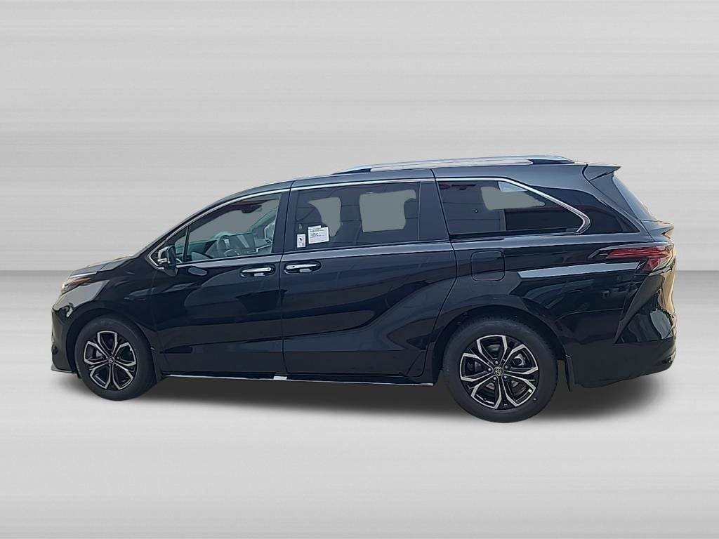 2026 Toyota Sienna Platinum 7 Passenger