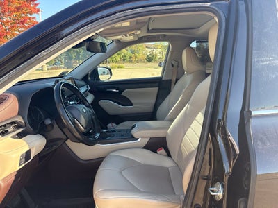 2020 Toyota Highlander XLE