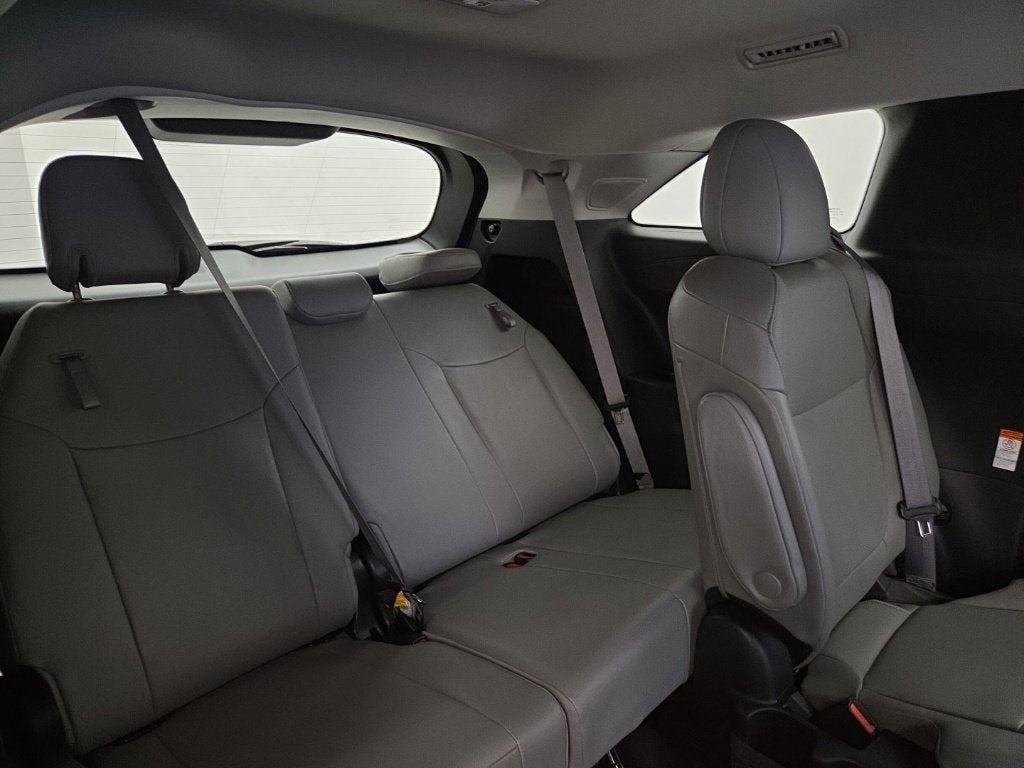 2025 Toyota Sienna XLE 7 Passenger