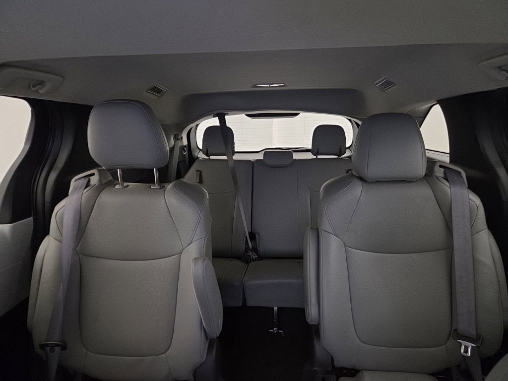 2025 Toyota Sienna XLE 7 Passenger