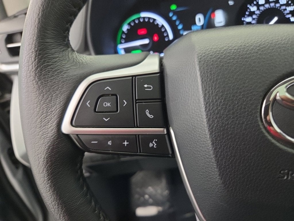 2025 Toyota Sienna XLE 7 Passenger