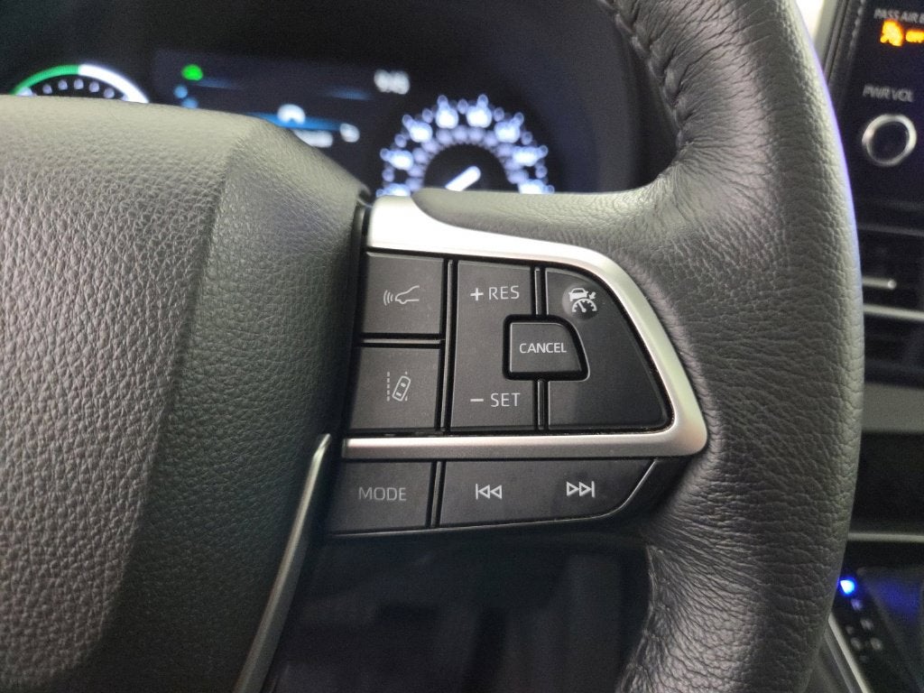 2025 Toyota Sienna XLE 7 Passenger