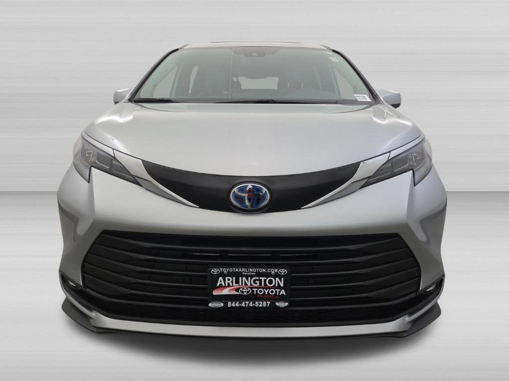 2025 Toyota Sienna XLE 7 Passenger