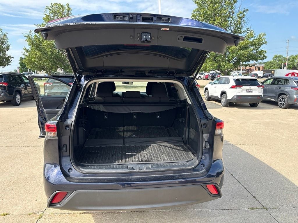 2023 Toyota Highlander L
