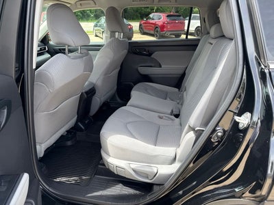 2023 Toyota Highlander LE