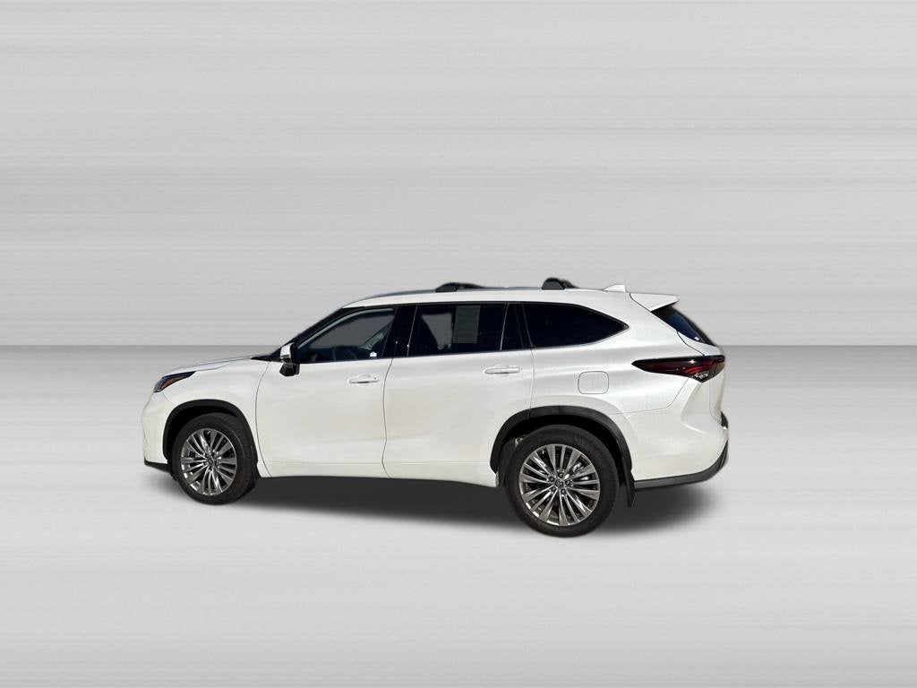 2024 Toyota Highlander Platinum