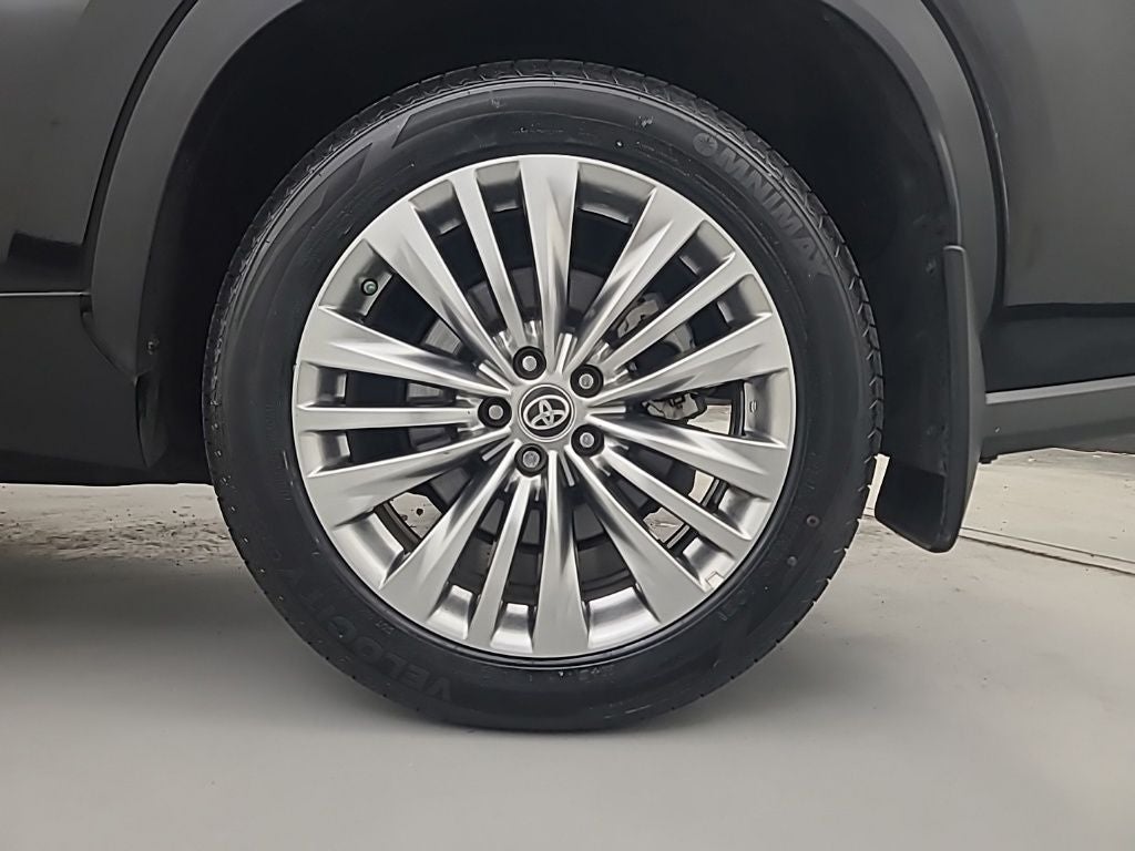 2025 Toyota HIGHLANDER Platinum