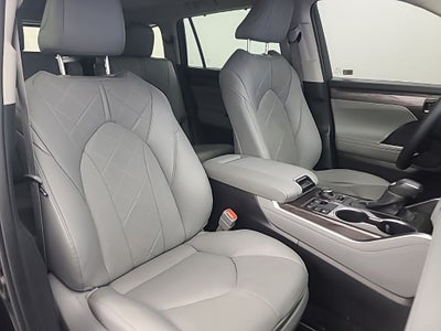 2025 Toyota HIGHLANDER Platinum