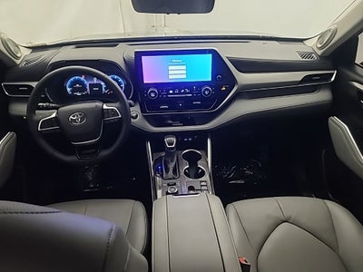 2025 Toyota HIGHLANDER Platinum