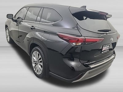 2025 Toyota HIGHLANDER Platinum