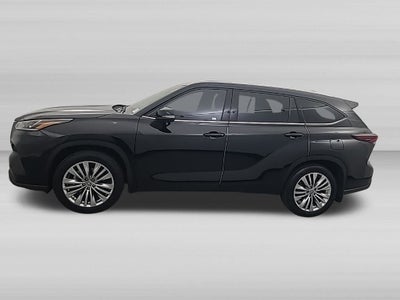 2025 Toyota HIGHLANDER Platinum