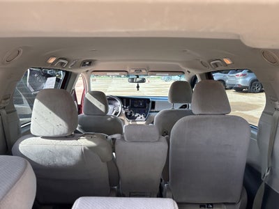 2015 Toyota SIENNA LE 3.5L LE 8 Passenger