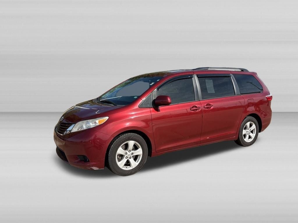 2015 Toyota SIENNA LE 3.5L LE 8 Passenger