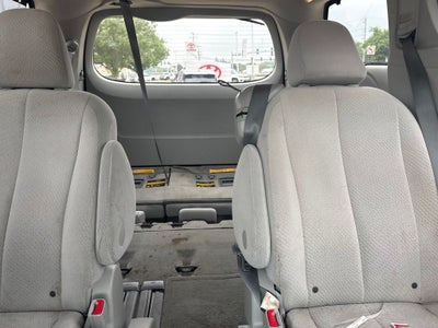 2012 Toyota SIENNA LE 3.5L LE 8 Passenger
