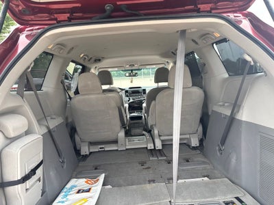 2012 Toyota SIENNA LE 3.5L LE 8 Passenger