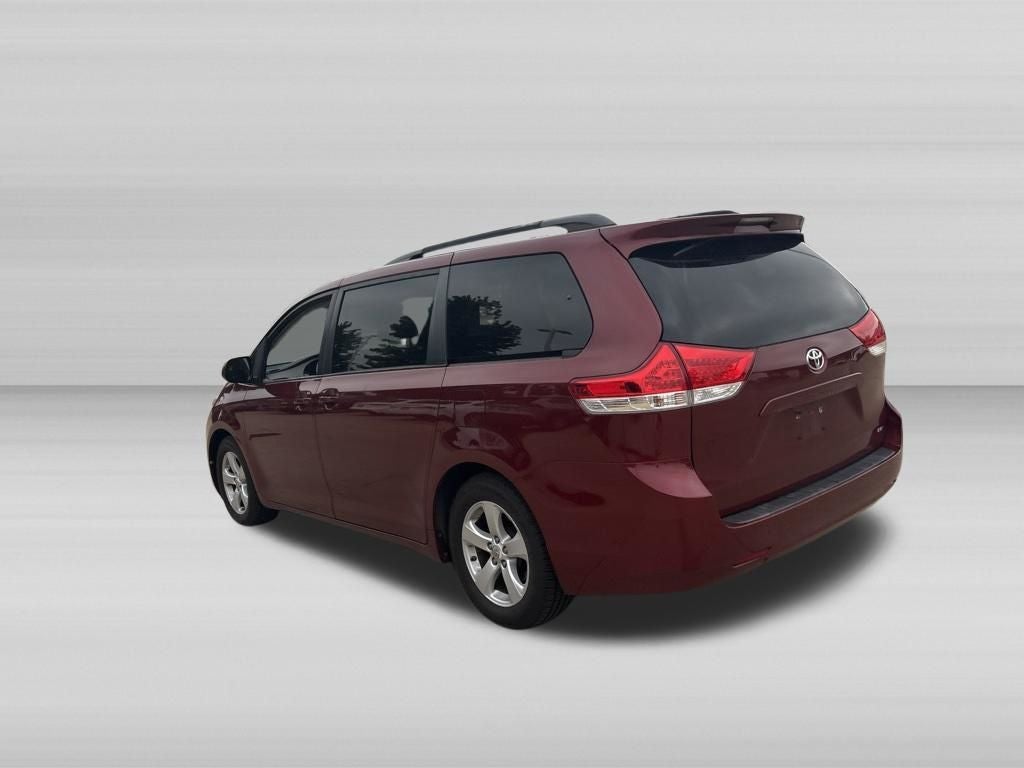 2012 Toyota SIENNA LE 3.5L LE 8 Passenger