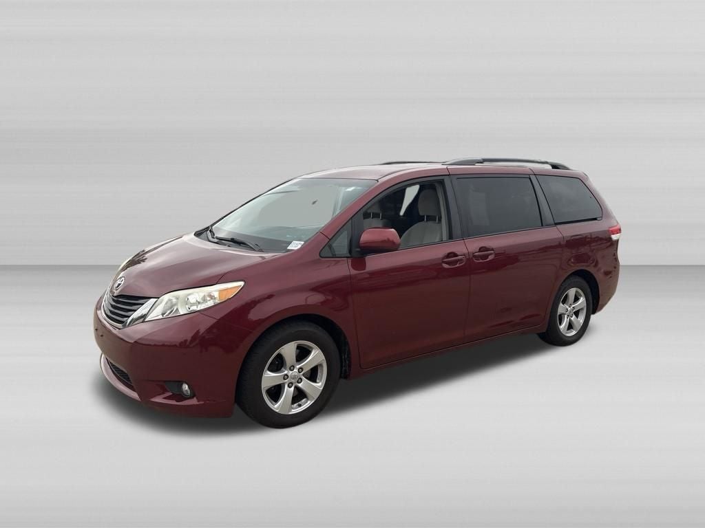 2012 Toyota SIENNA LE 3.5L LE 8 Passenger