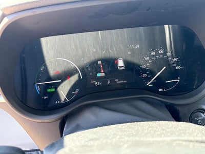 2025 Toyota Sienna LE 8 Passenger