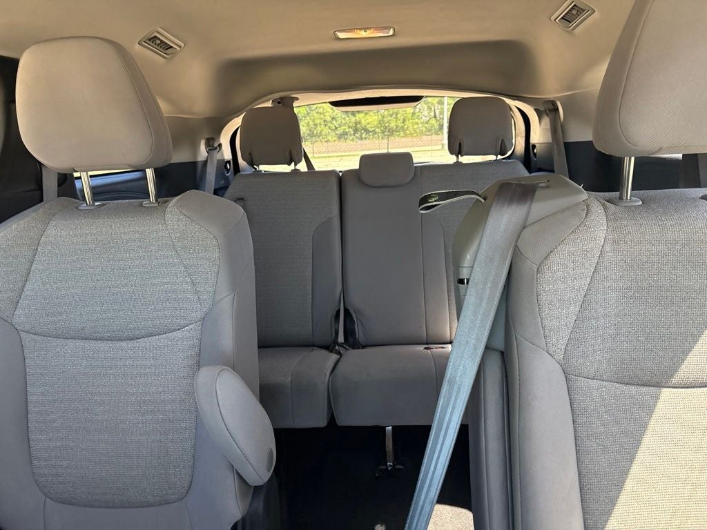2025 Toyota Sienna LE 8 Passenger