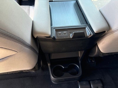 2025 Toyota Sienna LE 8 Passenger