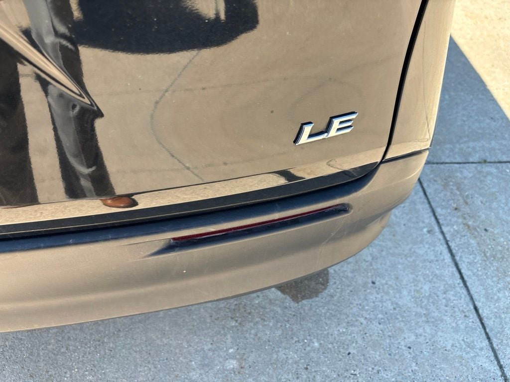 2025 Toyota Sienna LE 8 Passenger