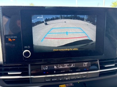 2025 Toyota Sienna LE 8 Passenger
