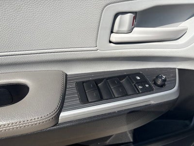 2025 Toyota Sienna LE 8 Passenger