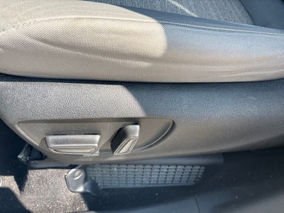 2025 Toyota Sienna LE 8 Passenger