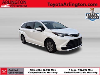 2026 Toyota Sienna LE 8 Passenger