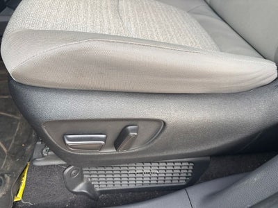 2023 Toyota Sienna LE 8 Passenger