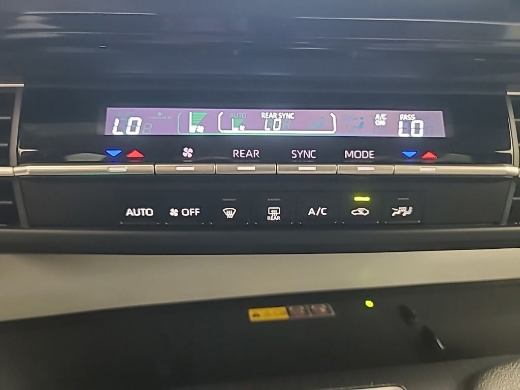 2026 Toyota Sienna LE 8 Passenger
