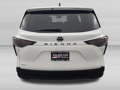 2026 Toyota Sienna LE 8 Passenger