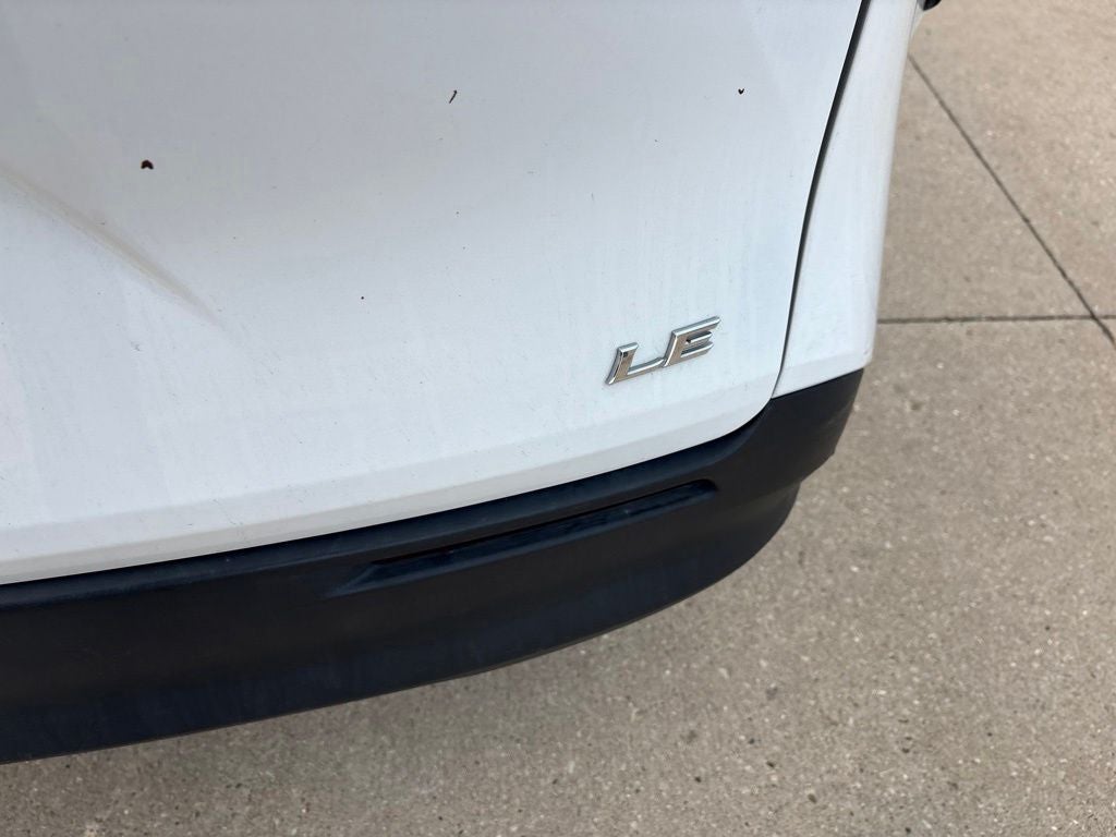 2025 Toyota Sienna LE 8 Passenger