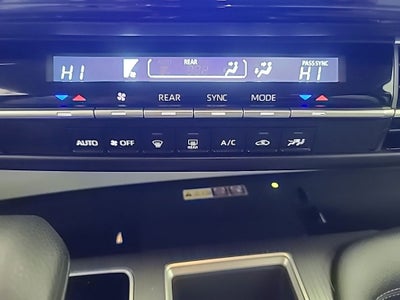 2025 Toyota Sienna LE 8 Passenger