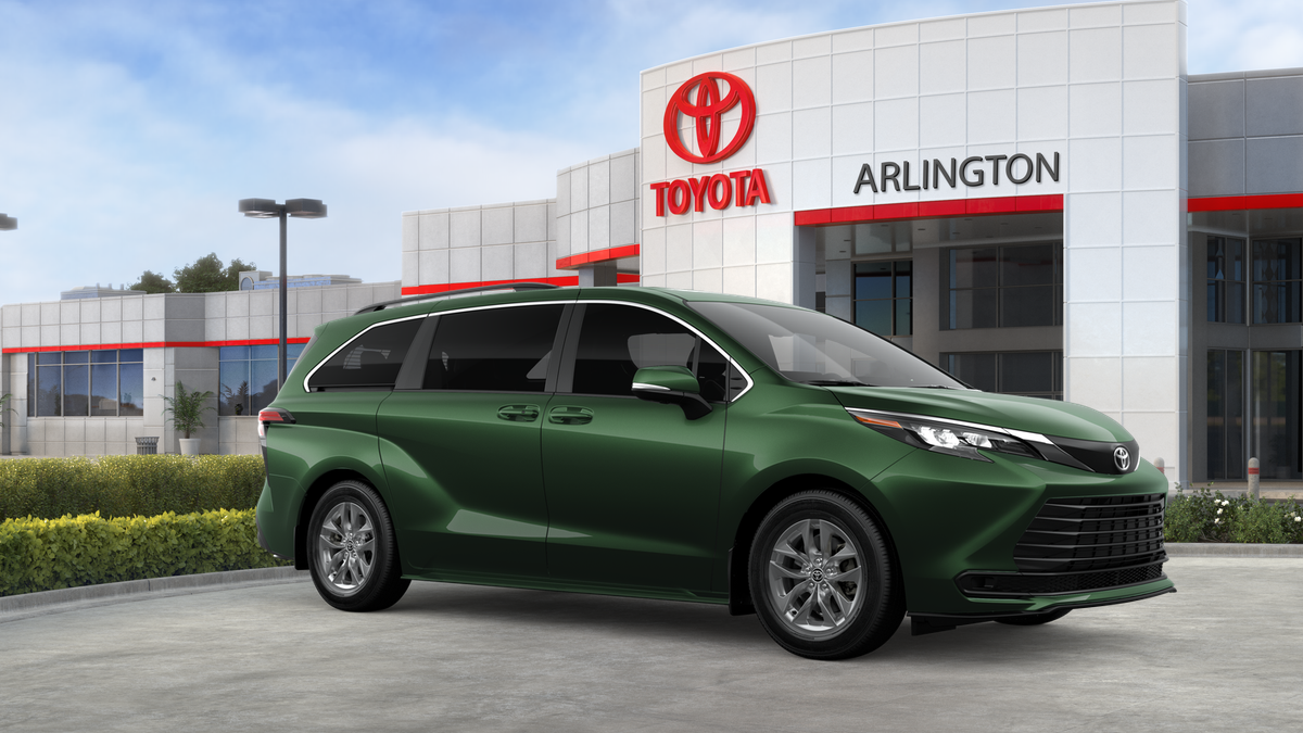 2026 Toyota Sienna LE